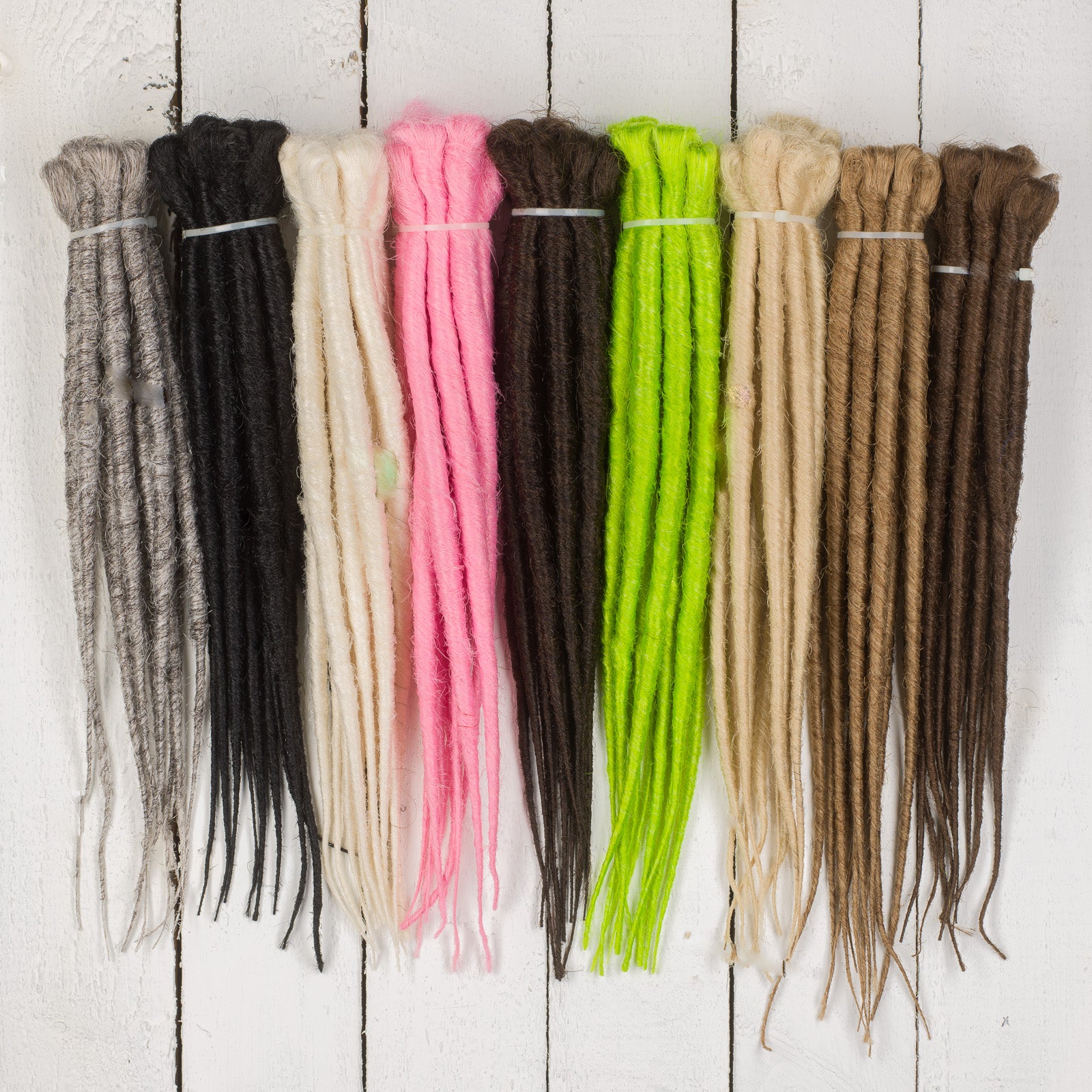 DreadLab - Short Single Ended Synthetic Dreadlocks (10 Pack) Backcombed Extensions